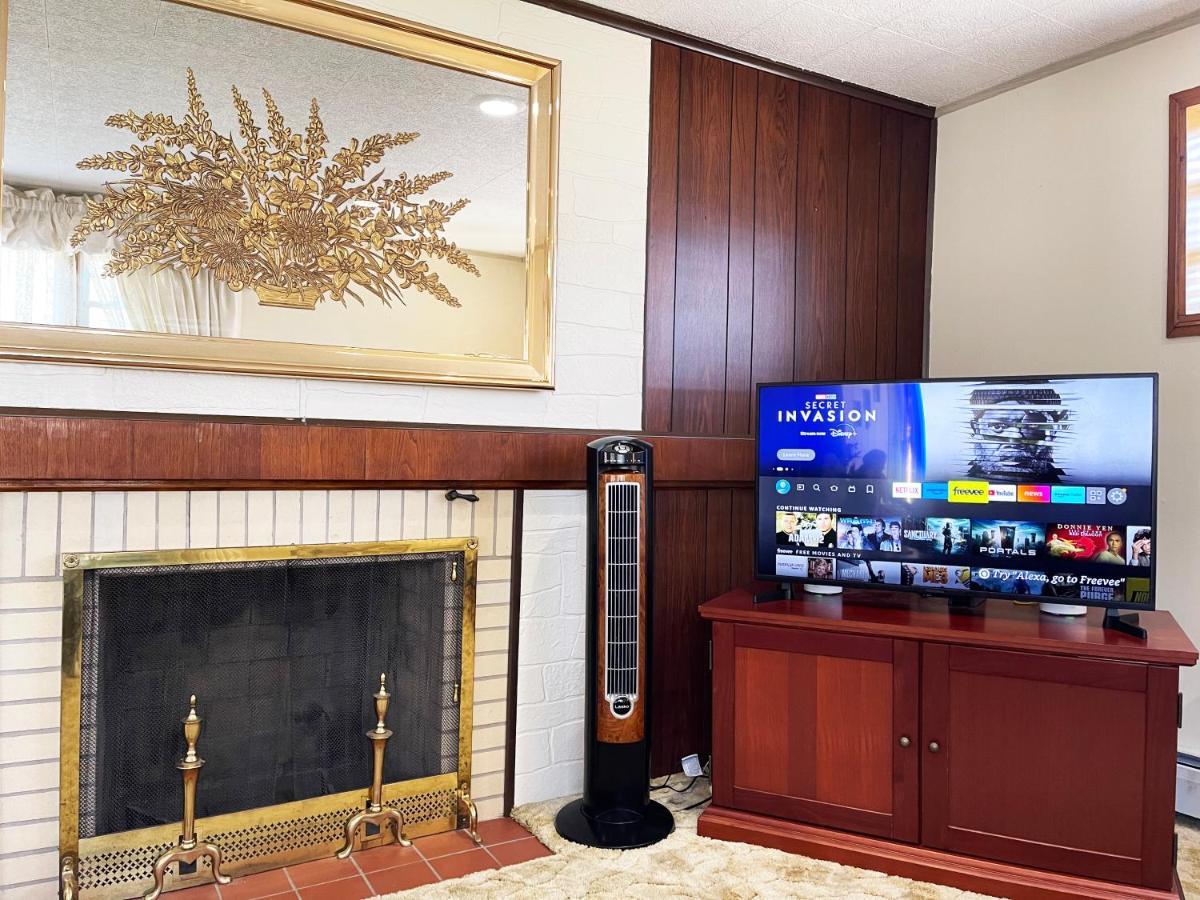 Entire Home In Buffalo - 6 Guests 3 Bedroom 1 Bath - Convenient Location - 25Min To Niagara Falls Экстерьер фото